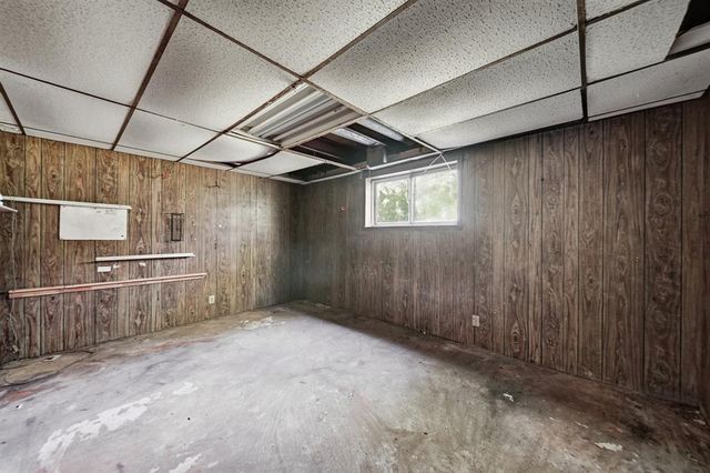 W8585 County Road M, Medford, WI 54451