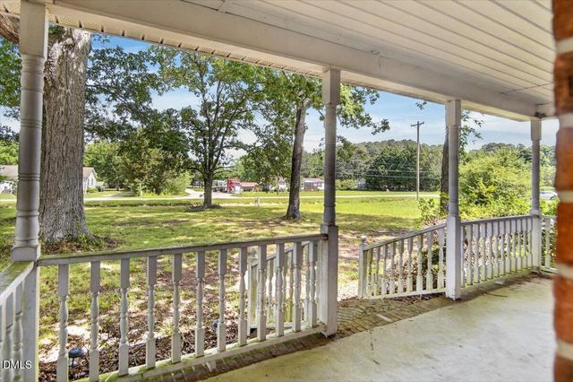 3916 U.s. 401 Highway N, Louisburg, NC 27549