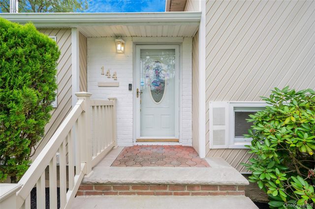 144 Scott Avenue, North Babylon, NY 11703