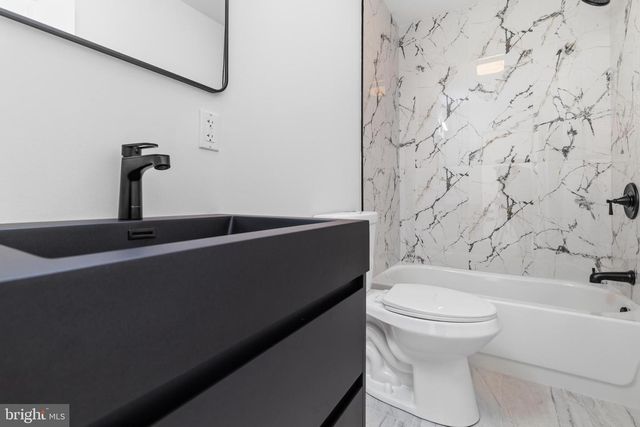 1724 N EDGEWOOD ST, Philadelphia, PA 19151