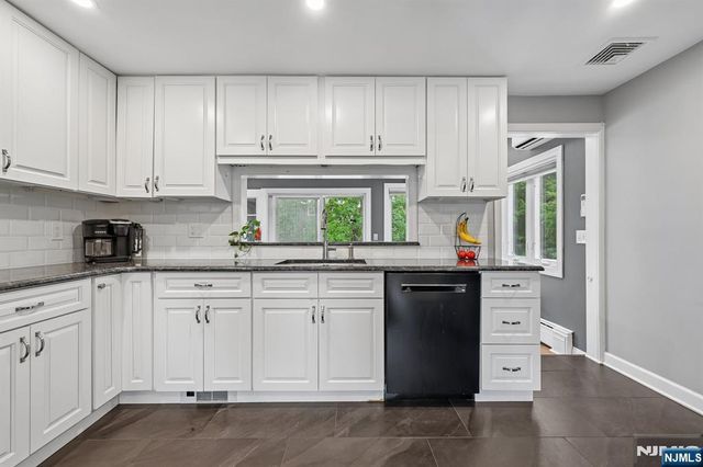 436 Myrtle Avenue, Garwood, NJ 07027