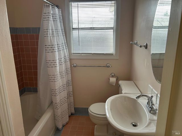 901 Humboldt St, Vallejo, CA 94591