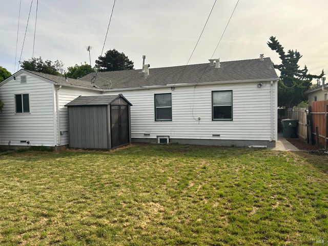 901 Humboldt St, Vallejo, CA 94591