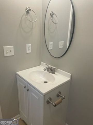 6 Fisher Alley, Newnan, GA 30263