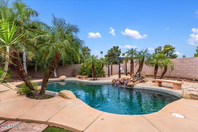 13030 W LUCHANA Drive, Litchfield Park, AZ 85340