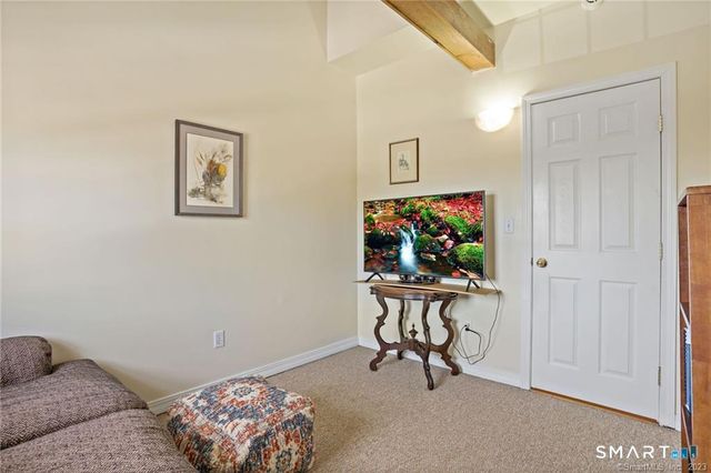 210 Broadway 210, Milford, CT 06460