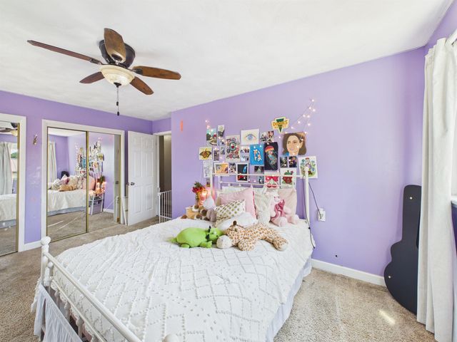 213 Westview Dr, South Point, OH 45680