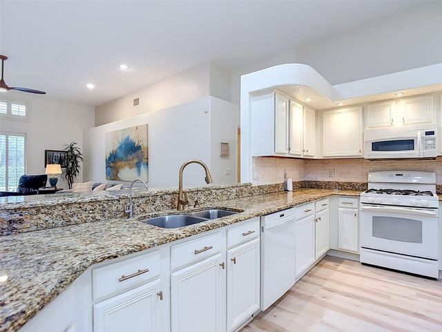 4706 MIRABELLA PLACE, Lutz, FL 33558