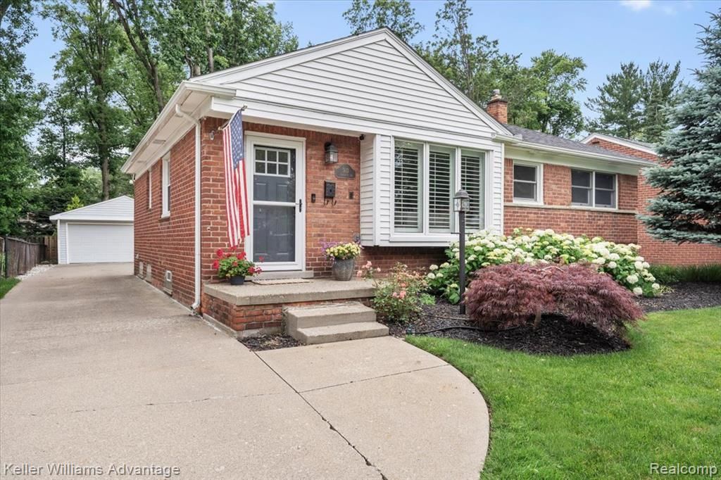 503 Charlotte Avenue, Royal Oak, MI 48073