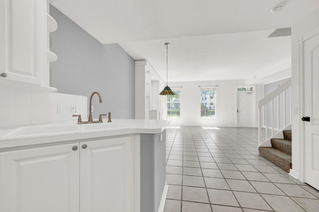 133 Wentworth Court, Jupiter, FL 33458