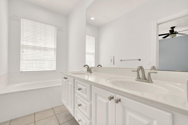133 Wentworth Court, Jupiter, FL 33458