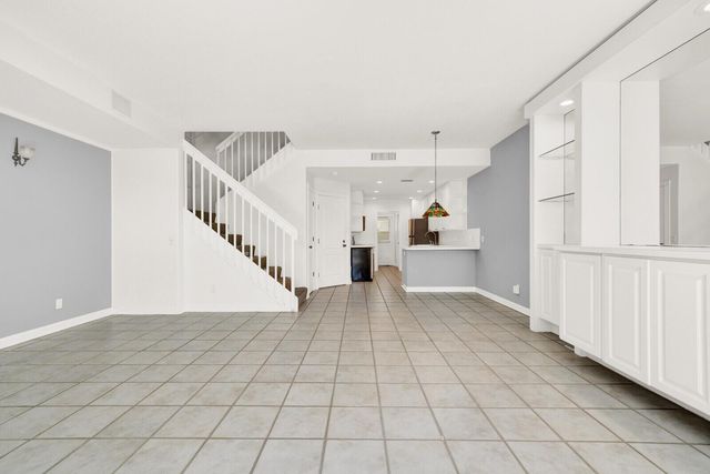 133 Wentworth Court, Jupiter, FL 33458