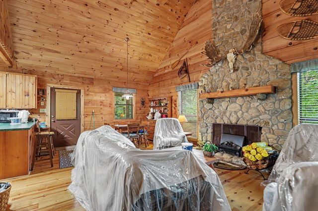 185 Falling Waters Lane, Murphy, NC 28906