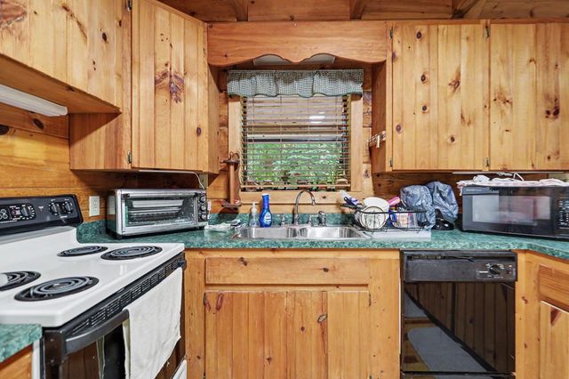 185 Falling Waters Lane, Murphy, NC 28906