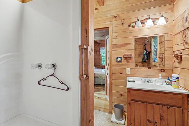 185 Falling Waters Lane, Murphy, NC 28906