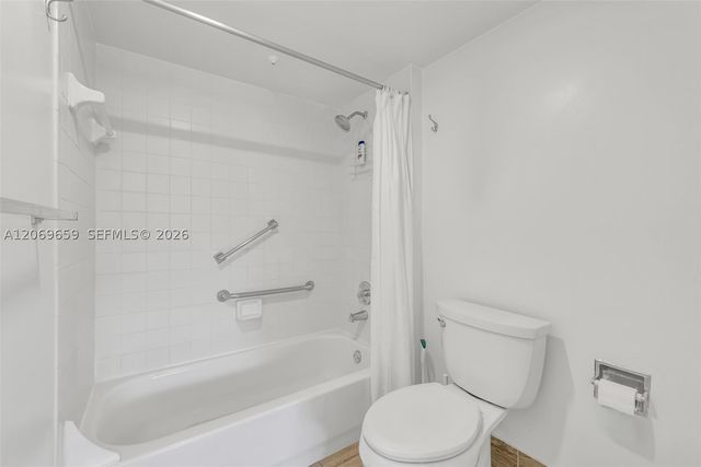 12651 SW 16th Ct 304B, Pembroke Pines, FL 33027