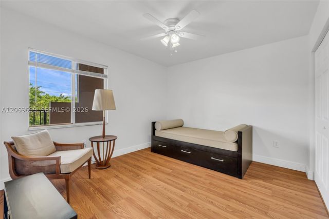 12651 SW 16th Ct 304B, Pembroke Pines, FL 33027
