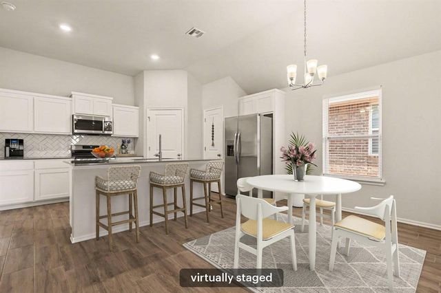 9241 SW 45th Terrace, Oklahoma City, OK 73179