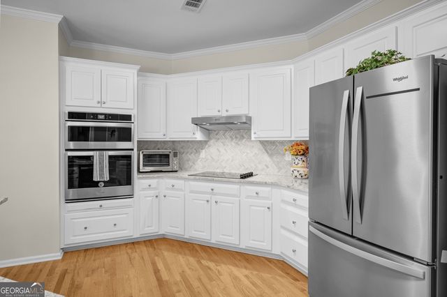 115 Stonehaven Drive, Fayetteville, GA 30215