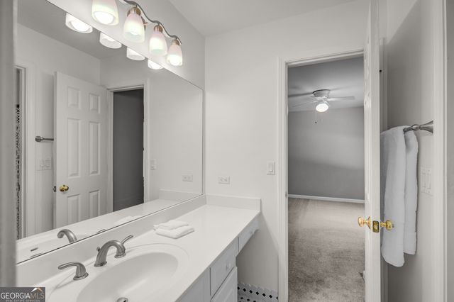 115 Stonehaven Drive, Fayetteville, GA 30215