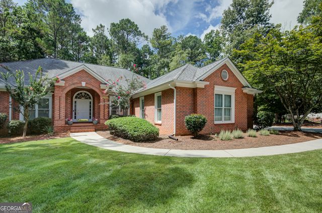 115 Stonehaven Drive, Fayetteville, GA 30215