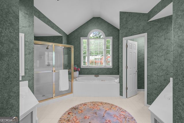 115 Stonehaven Drive, Fayetteville, GA 30215