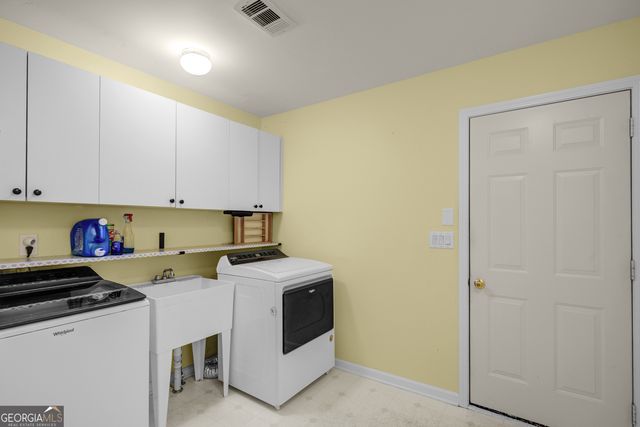 115 Stonehaven Drive, Fayetteville, GA 30215