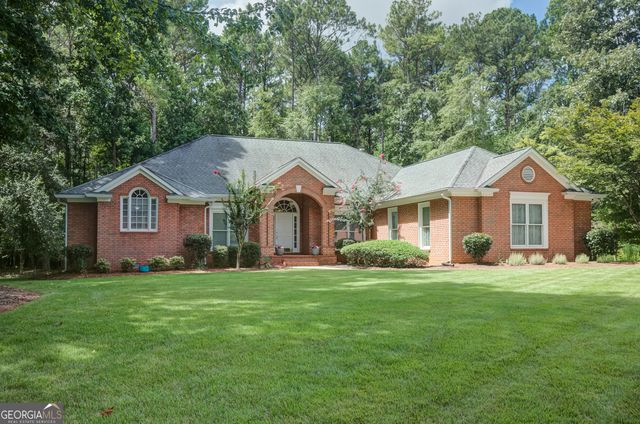 115 Stonehaven Drive, Fayetteville, GA 30215