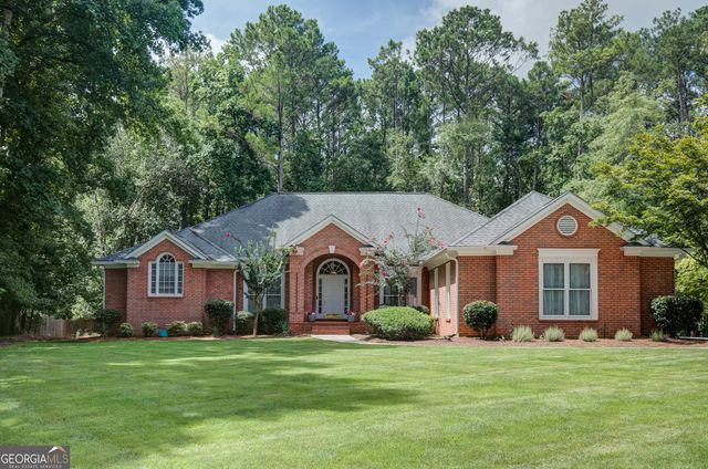 115 Stonehaven Drive, Fayetteville, GA 30215