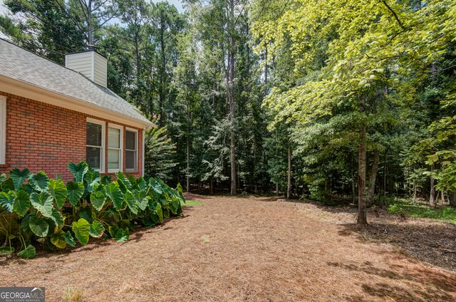 115 Stonehaven Drive, Fayetteville, GA 30215