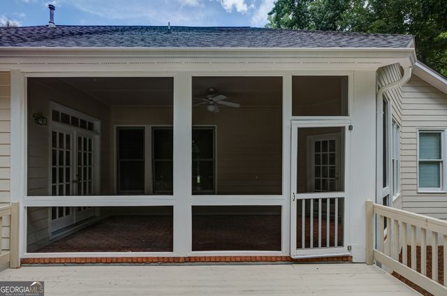 115 Stonehaven Drive, Fayetteville, GA 30215