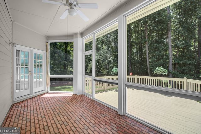 115 Stonehaven Drive, Fayetteville, GA 30215