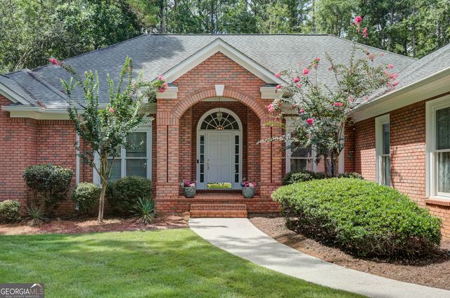 115 Stonehaven Drive, Fayetteville, GA 30215