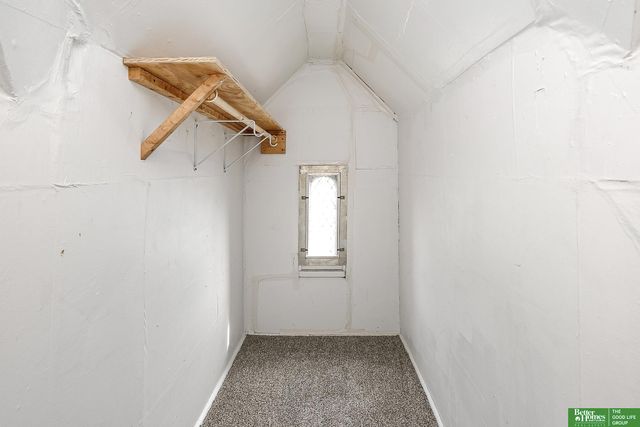 1112 S 60th Street, Omaha, NE 68106