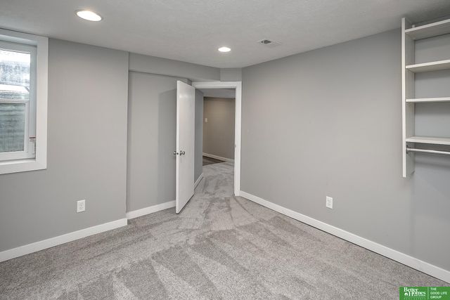 1112 S 60th Street, Omaha, NE 68106