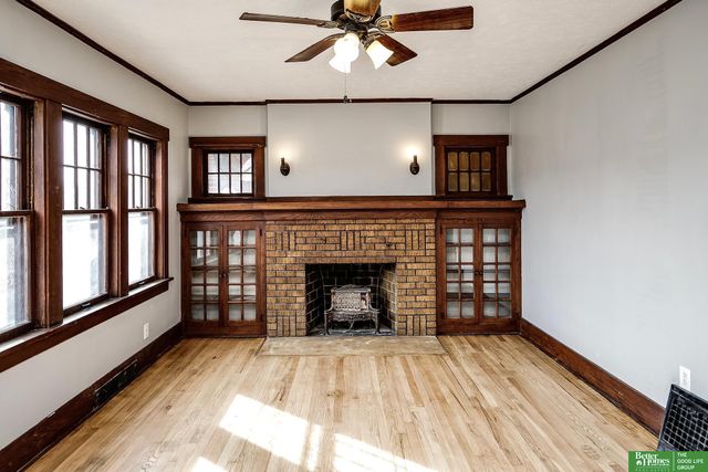 1112 S 60th Street, Omaha, NE 68106