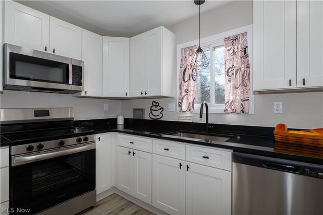 2119 Alden Avenue NW, Massillon, OH 44647