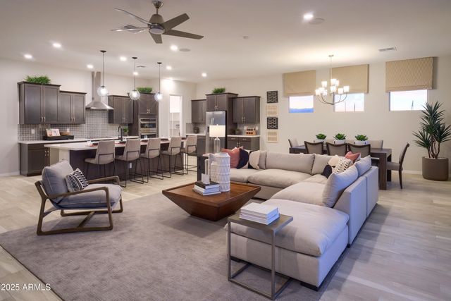 5035 W CAPISTRANO Avenue, Laveen, AZ 85339