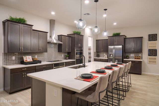 5035 W CAPISTRANO Avenue, Laveen, AZ 85339