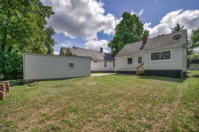 4369 Prasse Road, South Euclid, OH 44121