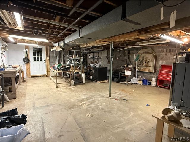 6525 Scherff Road, Orchard Park, NY 14127