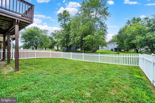 4129 STRAWBRIDGE CT, Dover, PA 17315