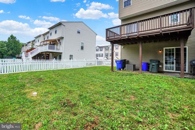 4129 STRAWBRIDGE CT, Dover, PA 17315