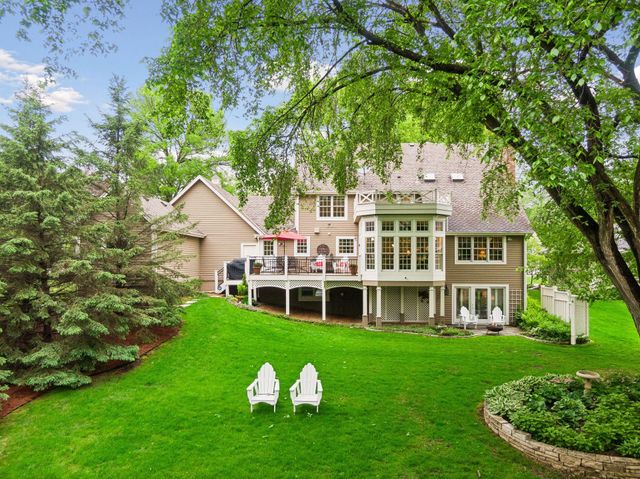 925 Brockton Lane N, Plymouth, MN 55447