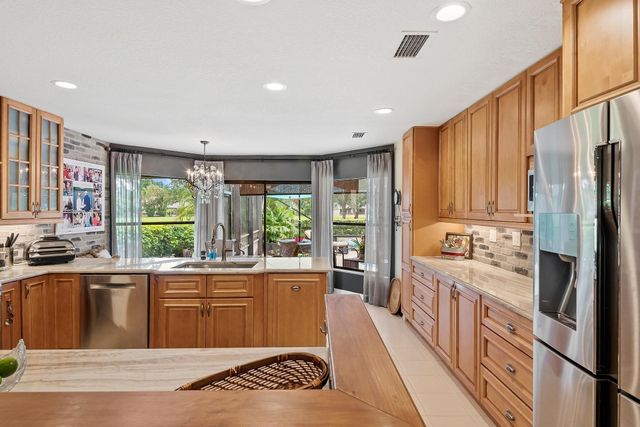 10270 Silver Lake Drive, Boca Raton, FL 33428