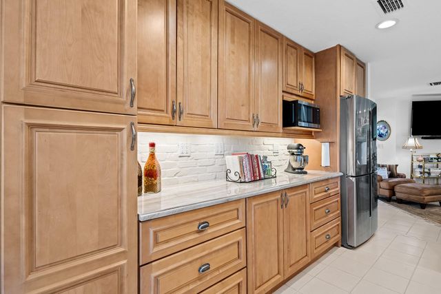 10270 Silver Lake Drive, Boca Raton, FL 33428