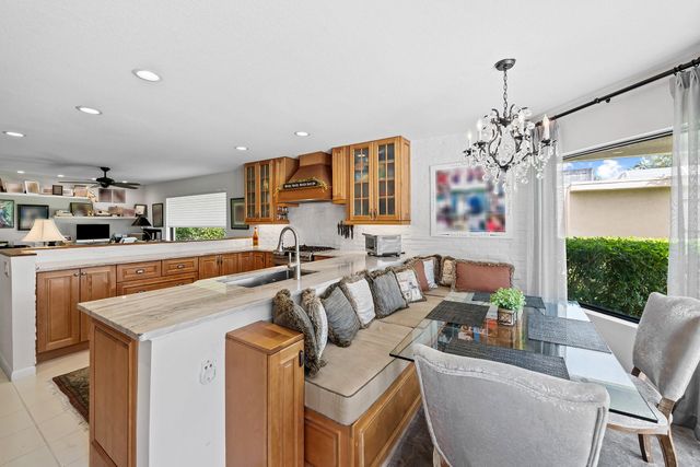 10270 Silver Lake Drive, Boca Raton, FL 33428