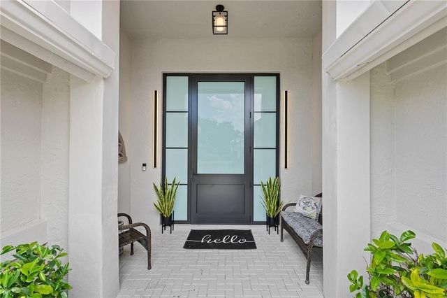 10270 Silver Lake Drive, Boca Raton, FL 33428