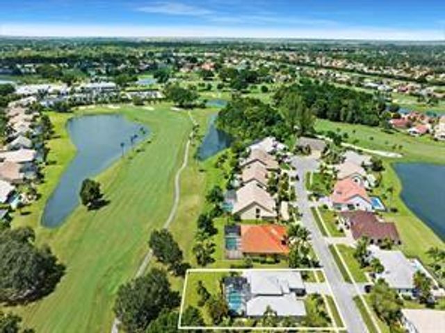 10270 Silver Lake Drive, Boca Raton, FL 33428