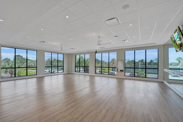 10270 Silver Lake Drive, Boca Raton, FL 33428